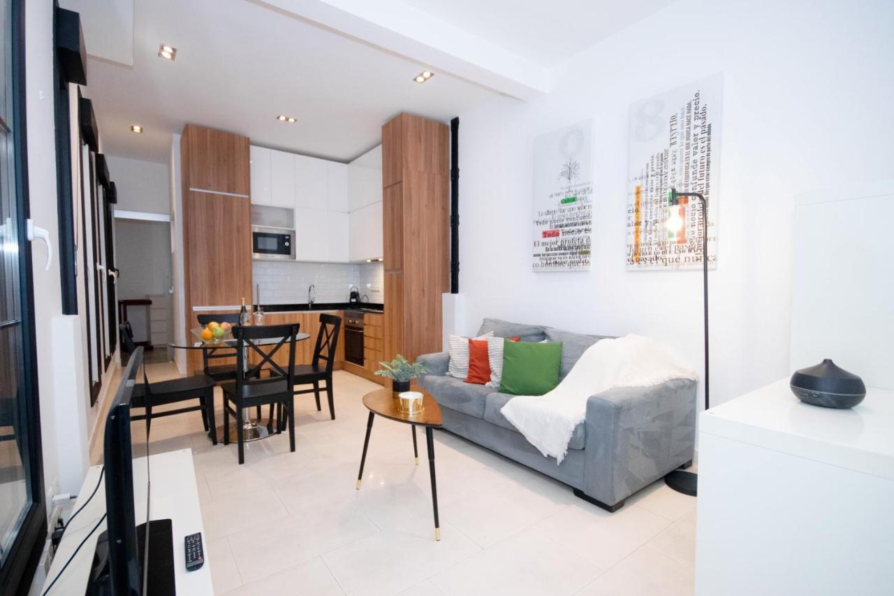 For You Rentals Apartamento Temporal Con Encanto En Malasana Min24 Мадрид Екстериор снимка