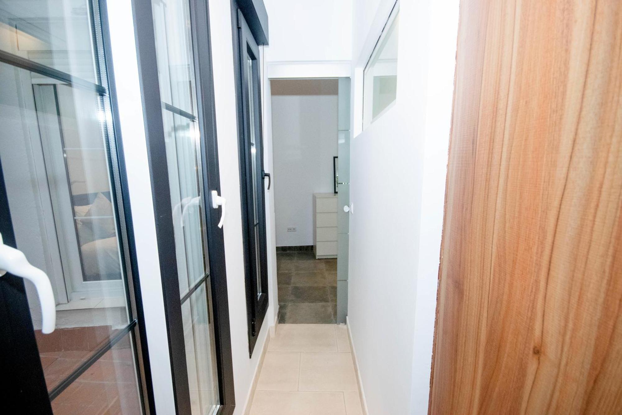 For You Rentals Apartamento Temporal Con Encanto En Malasana Min24 Мадрид Екстериор снимка